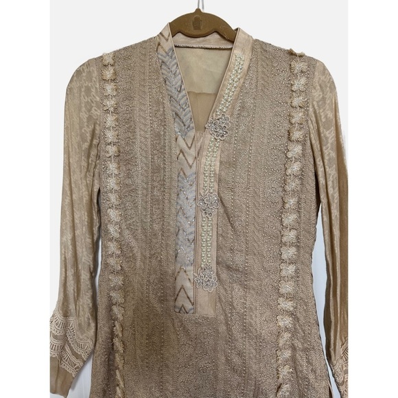 Pakistani traditional dress, 3 piece suit in size small - Picture 3 of 6